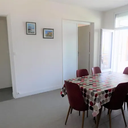 - Vue Mer A 180m De La Plage Du Chay - Terrasse Apartment Royan